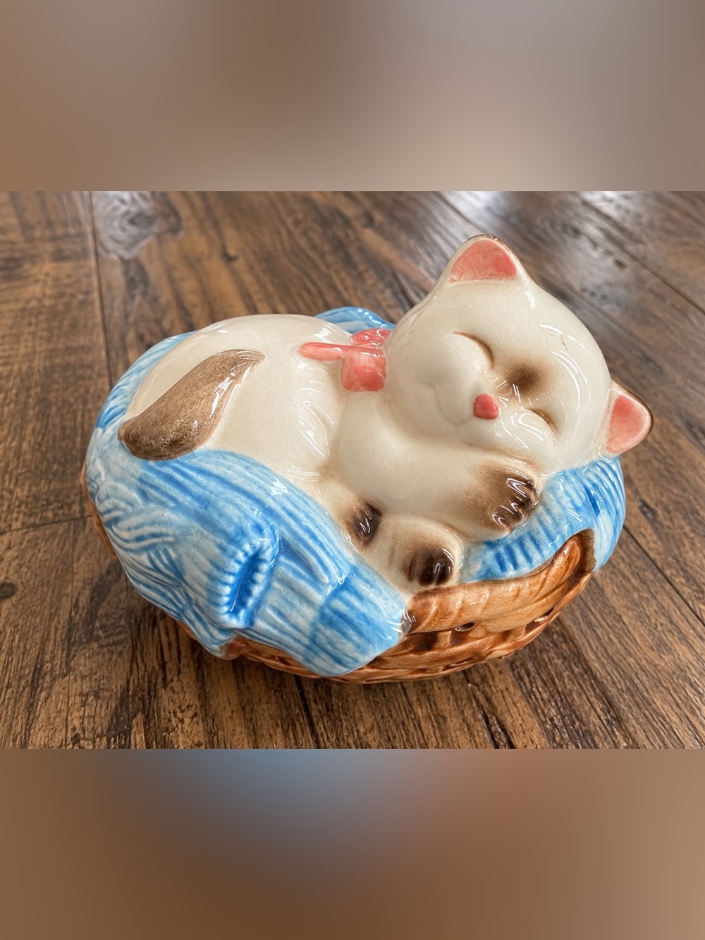 Vintage 1983 Avon Catnapper Sleeping Kitten Ceramic Potpourri Holder